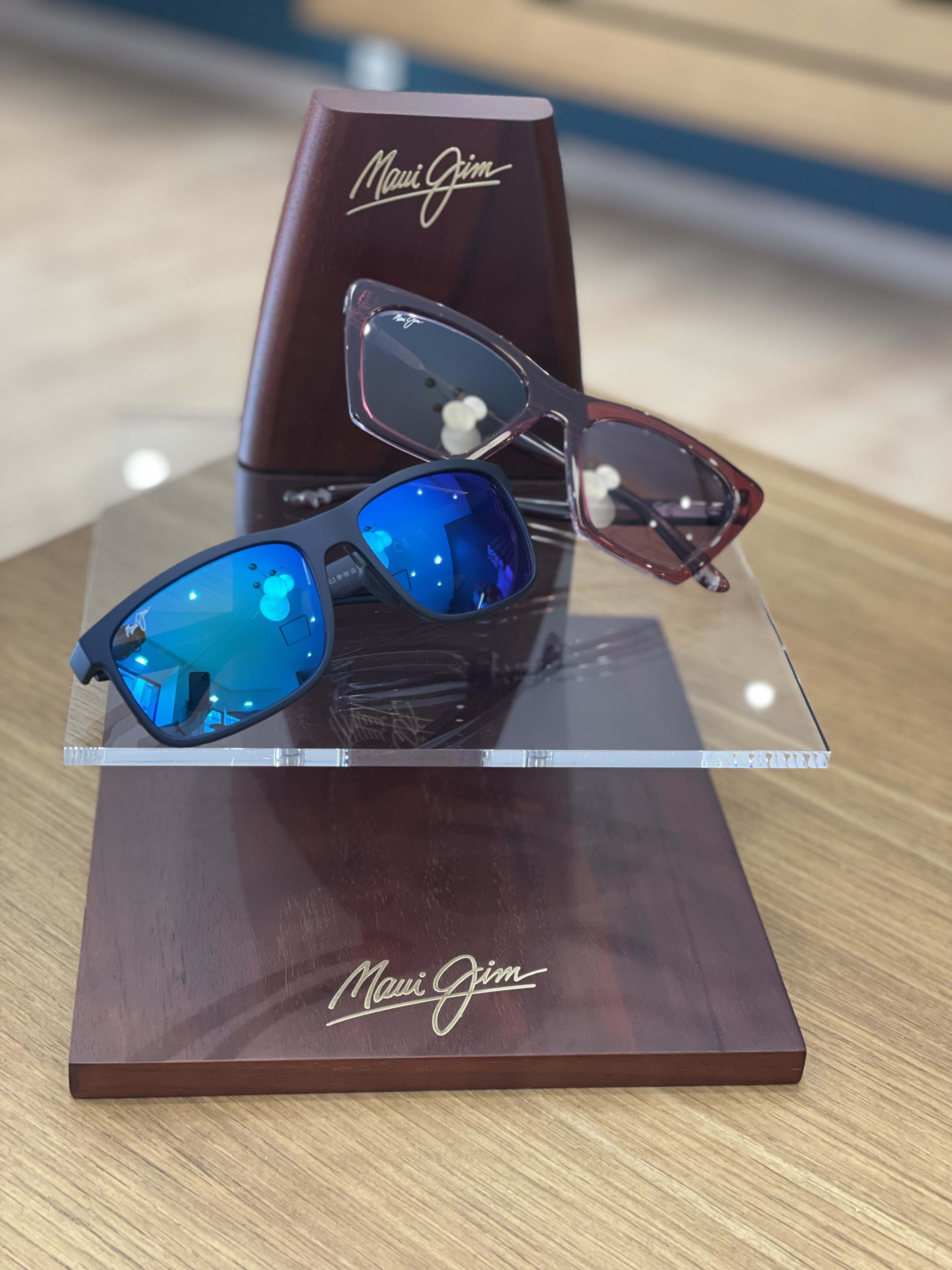 MAUI JIM