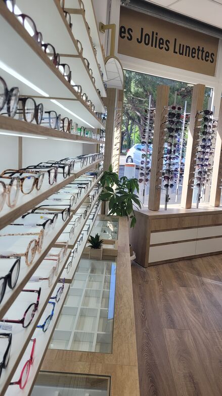 Image principale de l'opticien LES JOLIES LUNETTES GARDANNE