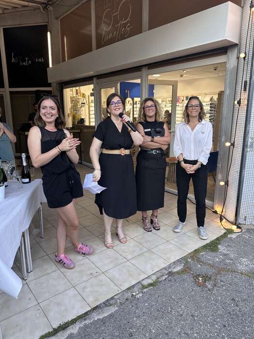 Photo de les filles de G  - LES JOLIES LUNETTES GARDANNE à GARDANNE